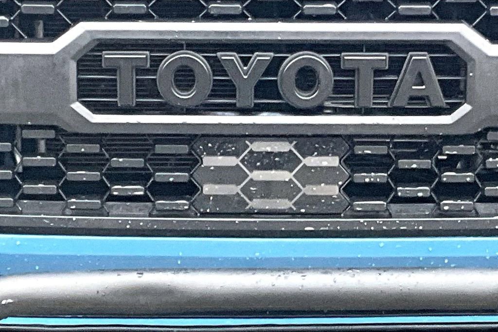 Used 2019 Toyota Tacoma TRD Off-Road image 12
