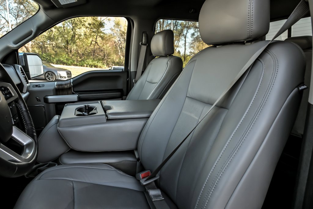 Used 2020 Ford F150 Lariat image 16