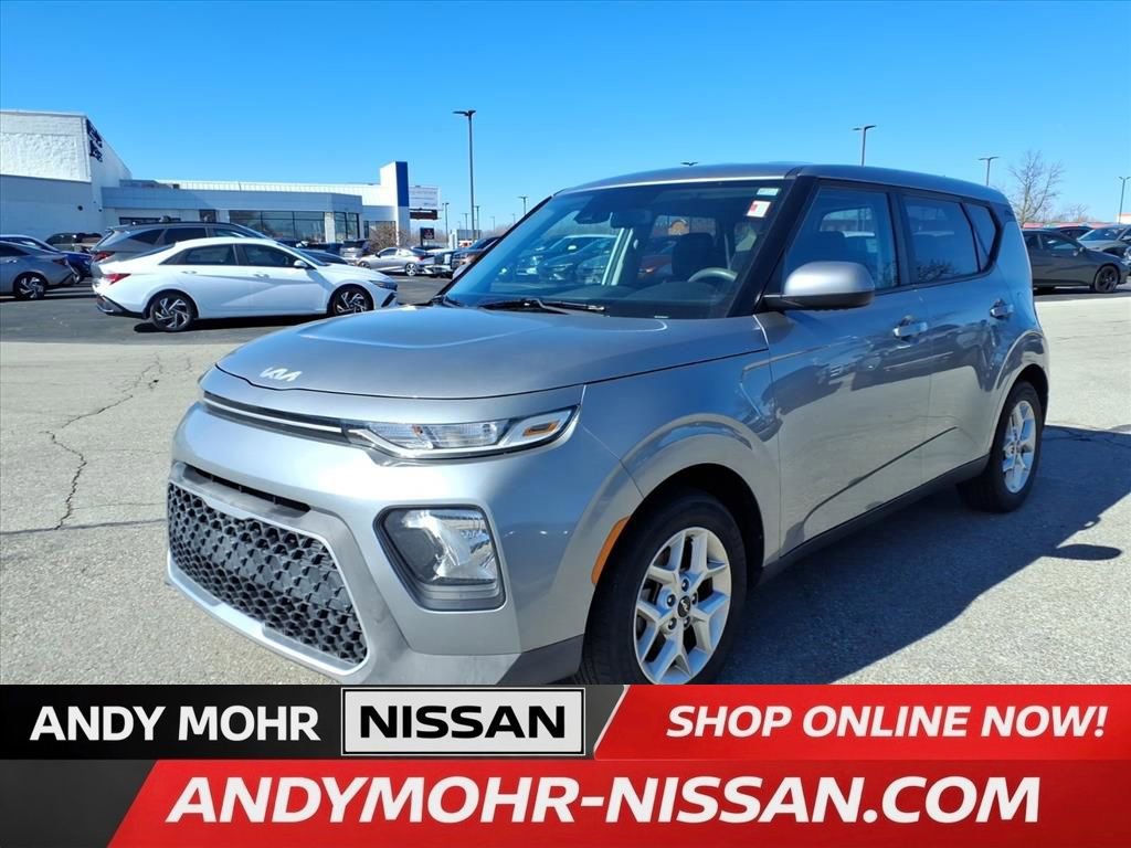 Used 2022 Kia Soul LX w/ Technology Package image 4