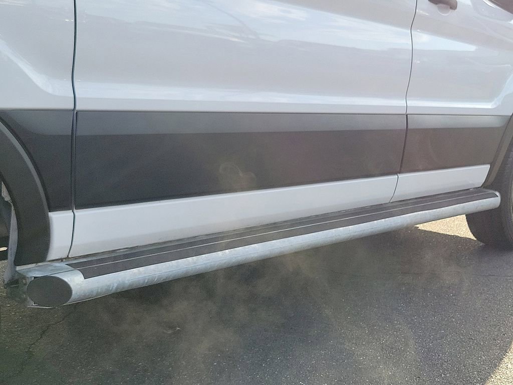 Used 2024 Ford Transit 250 Low Roof w/ Exterior Upgrade Package image 22