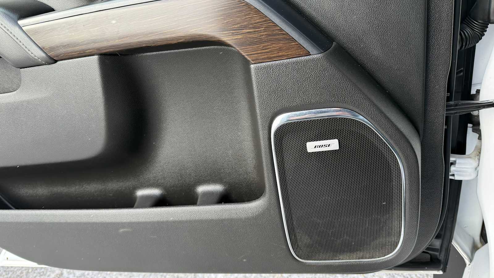 Used 2019 GMC Sierra 2500 Denali w/ Duramax Plus Package AWD/4WD image 13
