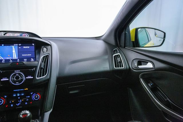 Used 2017 Ford Focus ST w/ Equipment Group 402A image 5