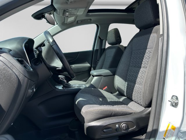 Used 2022 Chevrolet Equinox LT AWD/4WD image 12
