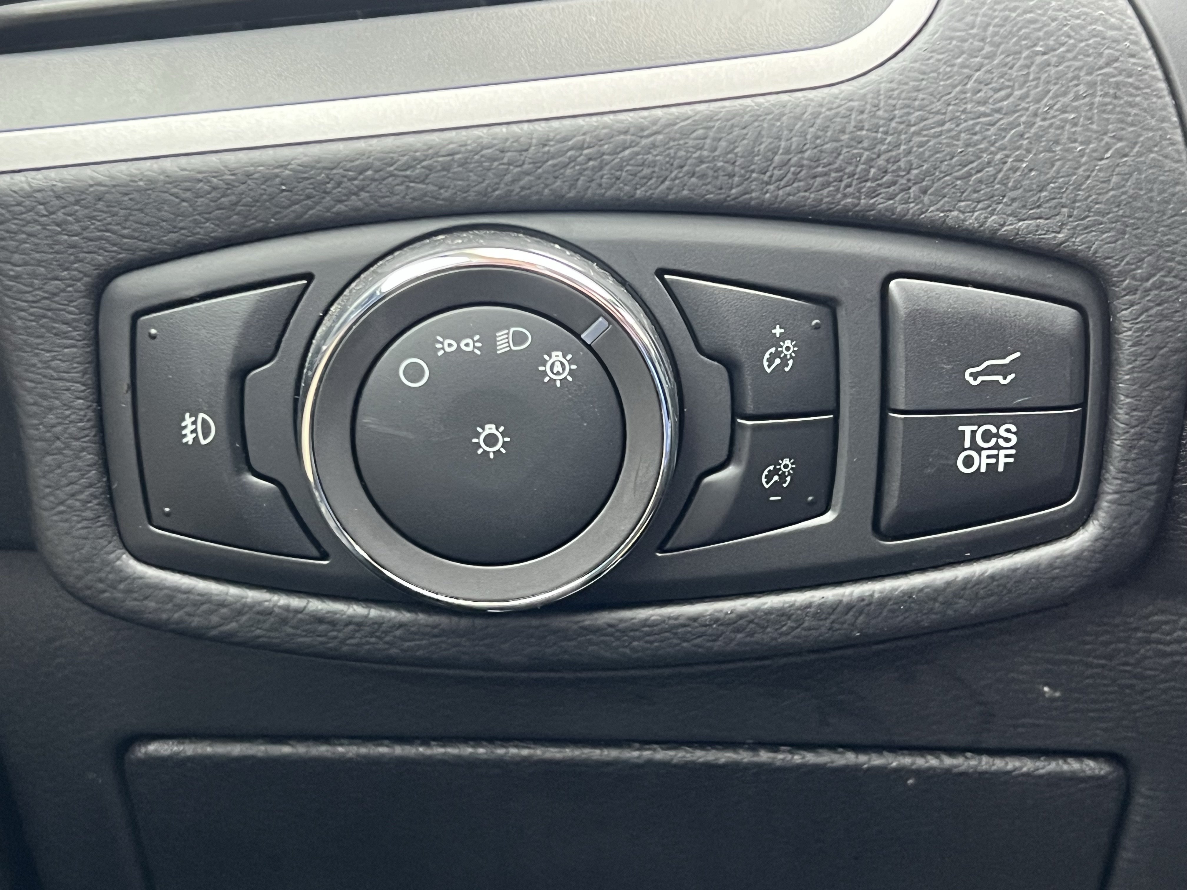 Used 2024 Ford Edge SEL w/ Convenience Package AWD/4WD image 38