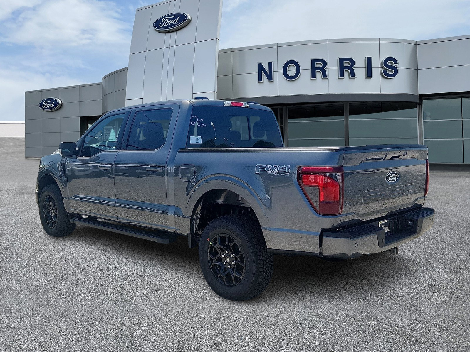 New 2025 Ford F150 XLT w/ Equipment Group 302A MID image 3