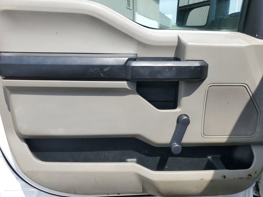 Used 2021 Ford F550 2WD Crew Cab Super Duty image 21