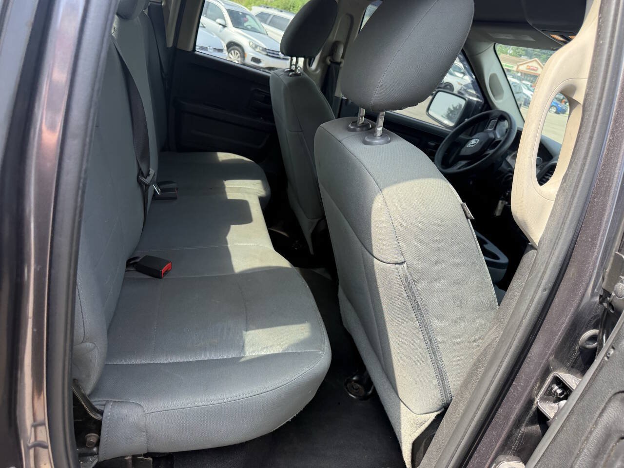 Used 2015 RAM 1500 ST AWD/4WD image 16