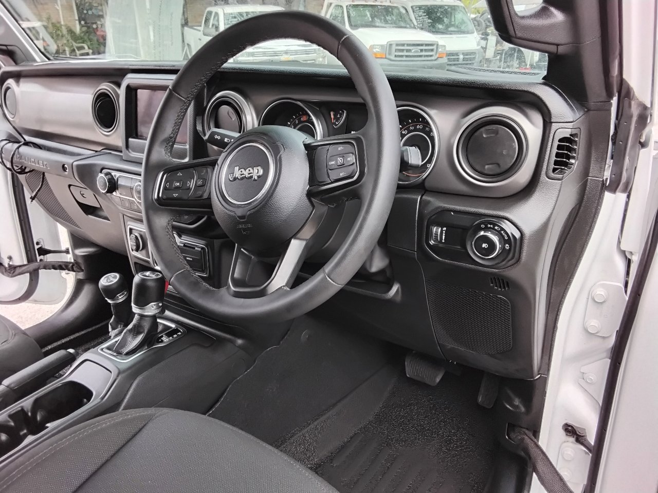 Used 2023 Jeep Wrangler Unlimited Sport image 12