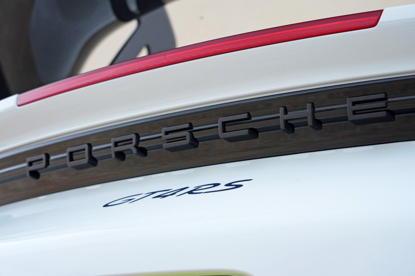 Used 2024 Porsche 718 Cayman GT4 RS w/ Weissach Package RWD image 70