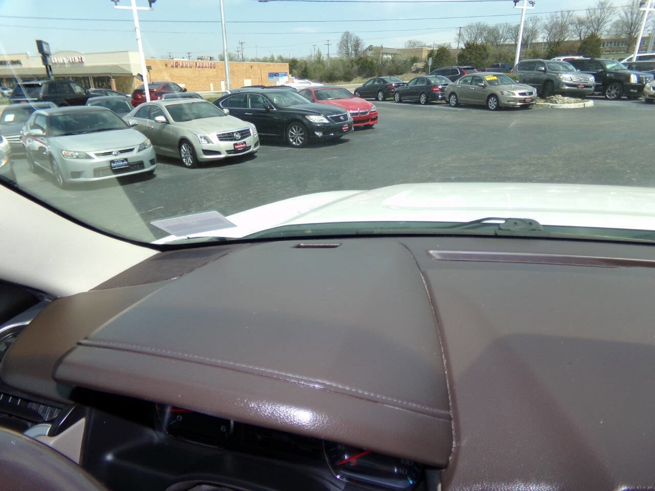 Used 2018 GMC Yukon XL SLT w/ Open Road Package image 52