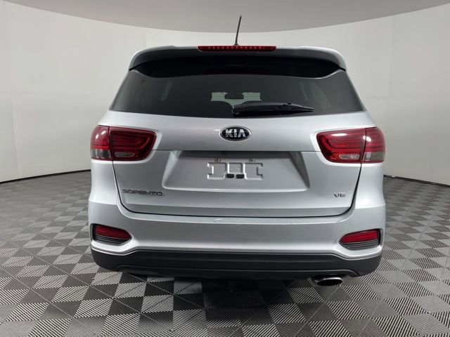 Used 2020 Kia Sorento LX image 9