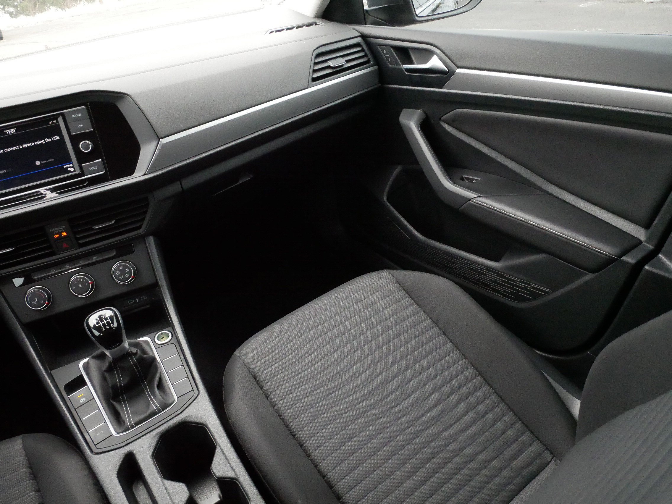 Certified 2024 Volkswagen Jetta S image 11