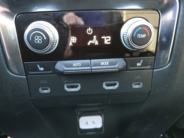 Used 2022 GMC Yukon XL Denali w/ Denali Ultimate Package image 17