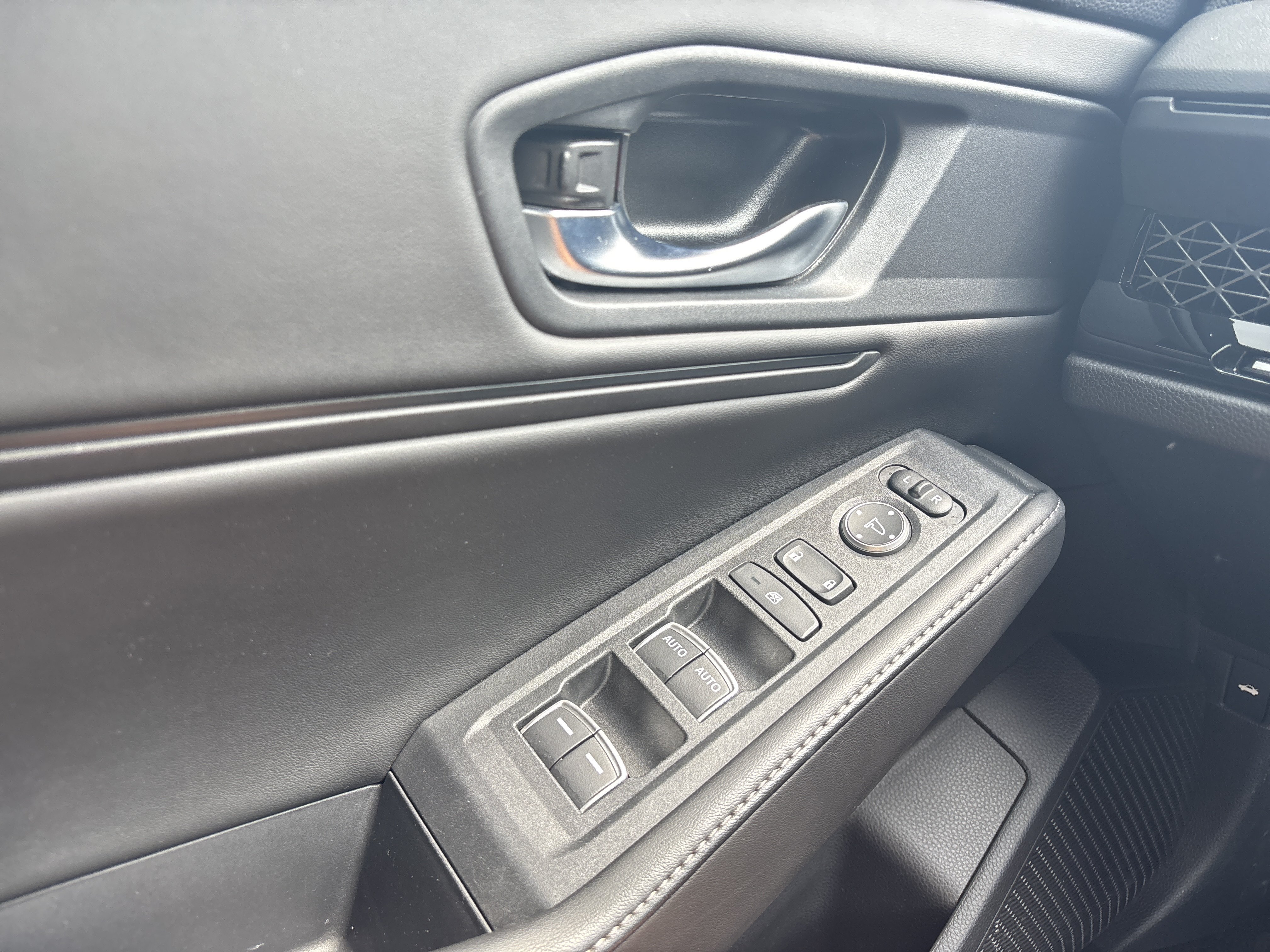 Used 2023 Honda Accord Sport image 31