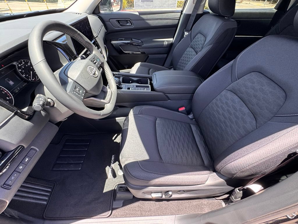 New 2026 Nissan Pathfinder SV w/ Cargo Package FWD image 11