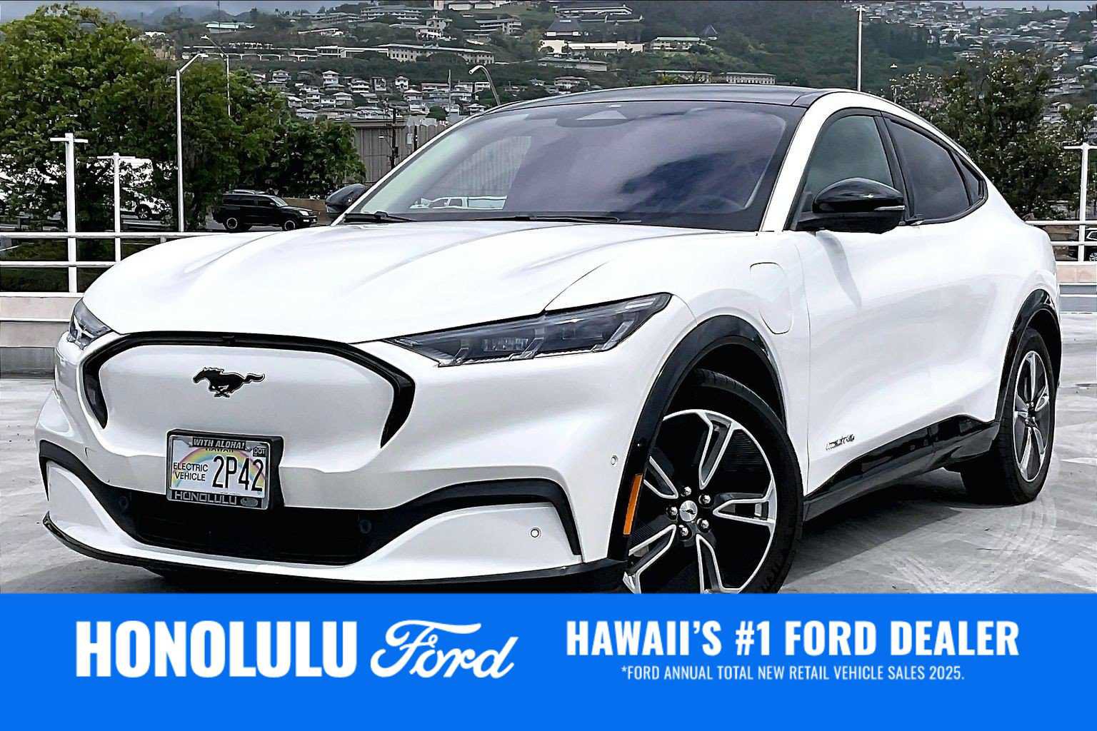 Certified 2023 Ford Mustang Mach-E Premium AWD/4WD image 1