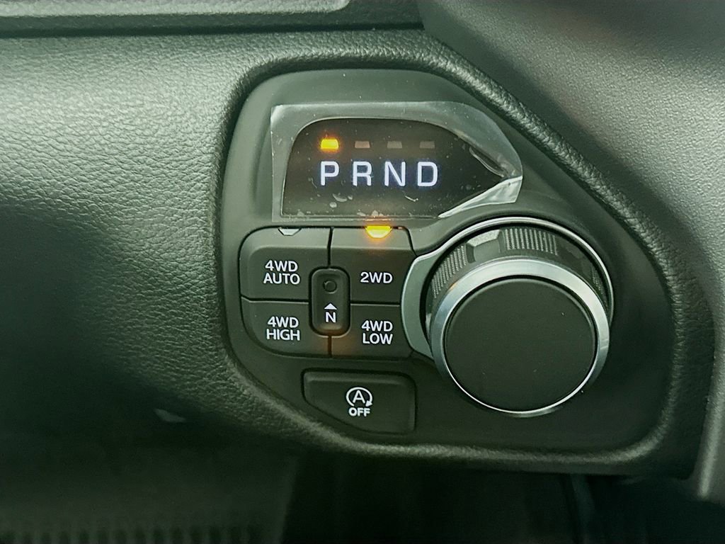 New 2026 RAM 1500 Big Horn AWD/4WD image 12