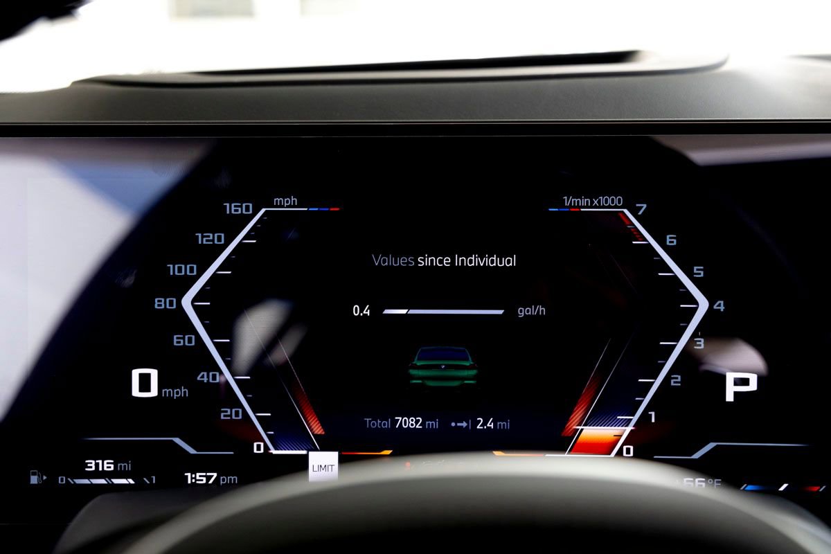 Used 2026 BMW X6 M60i image 11