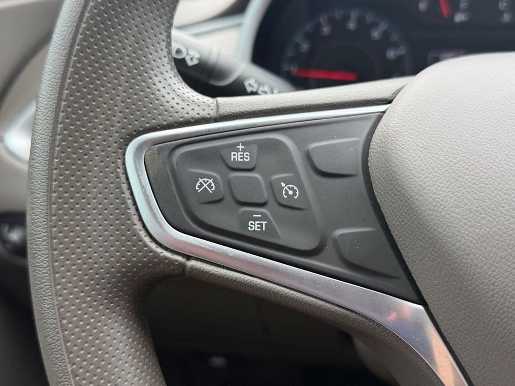 Used 2022 Chevrolet Malibu LT image 23