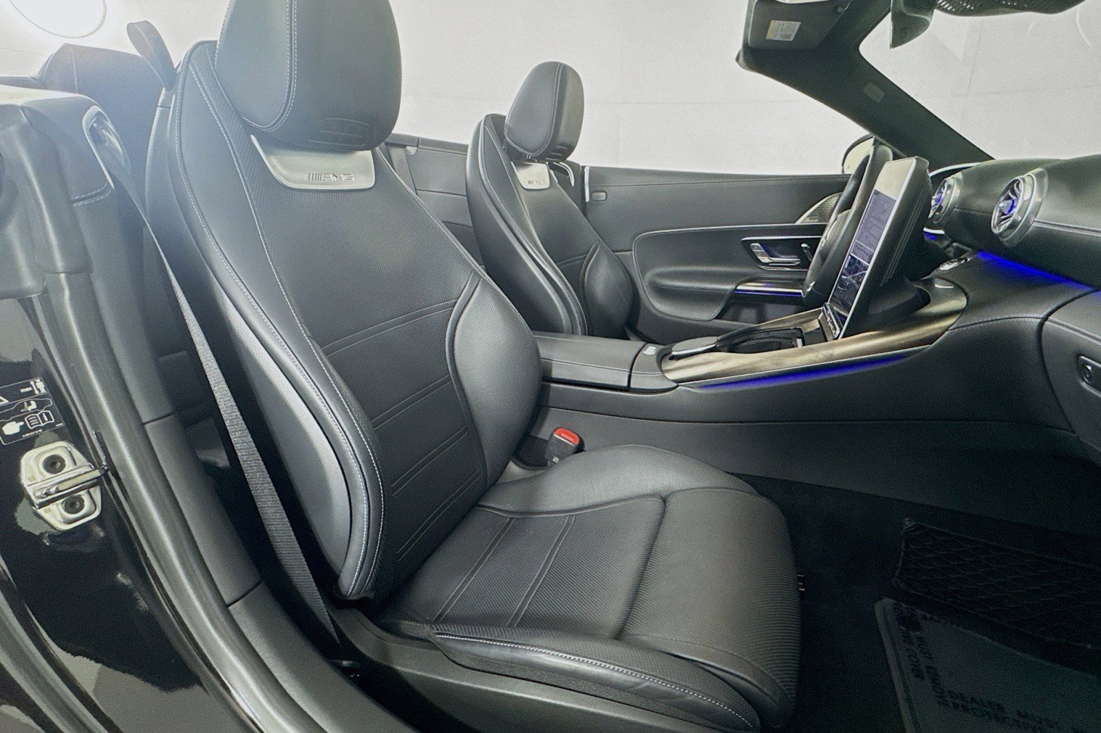 Certified 2022 Mercedes-Benz SL 63 AMG 4MATIC image 8