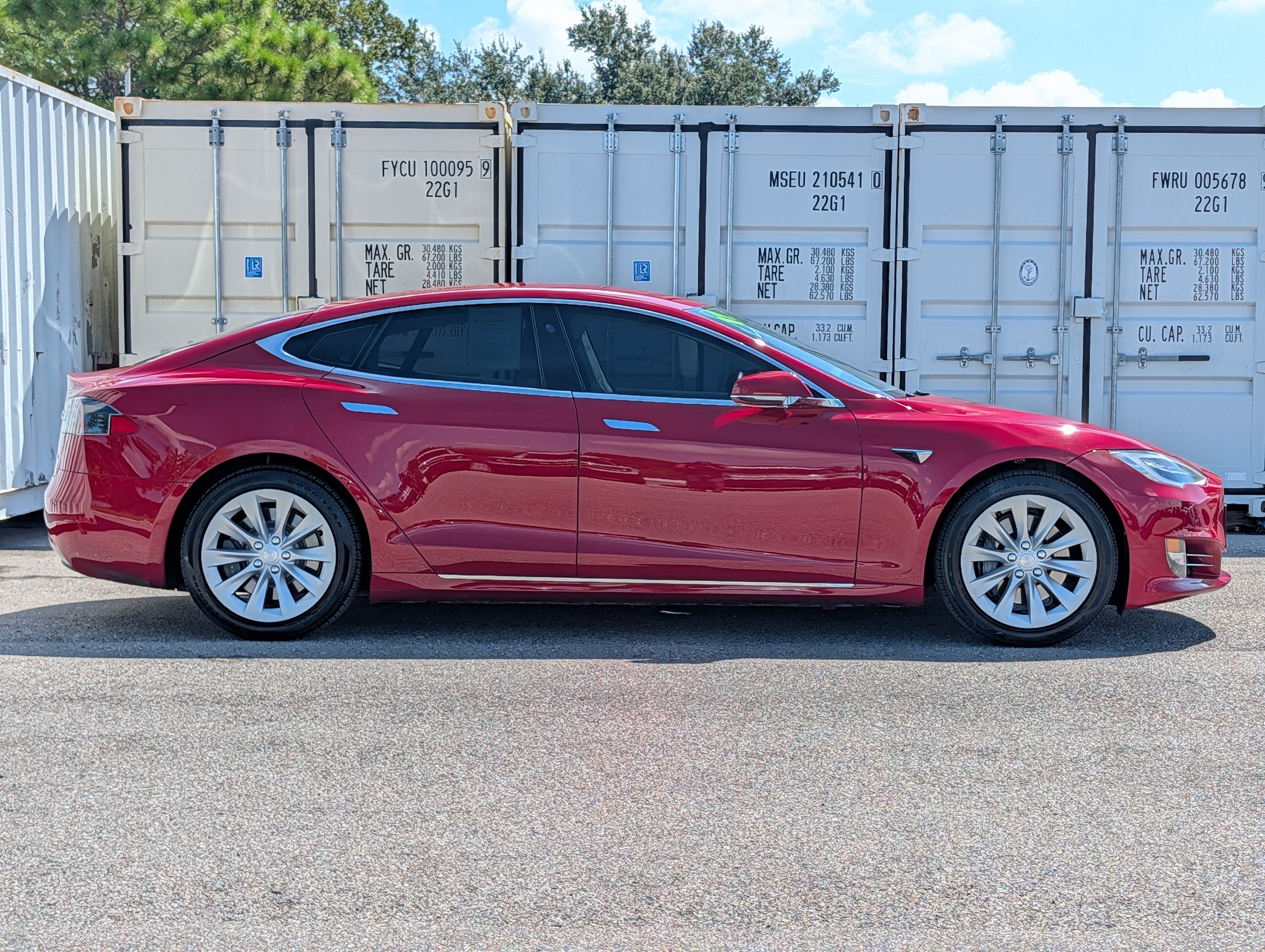 Used 2017 Tesla Model S 60 RWD image 4