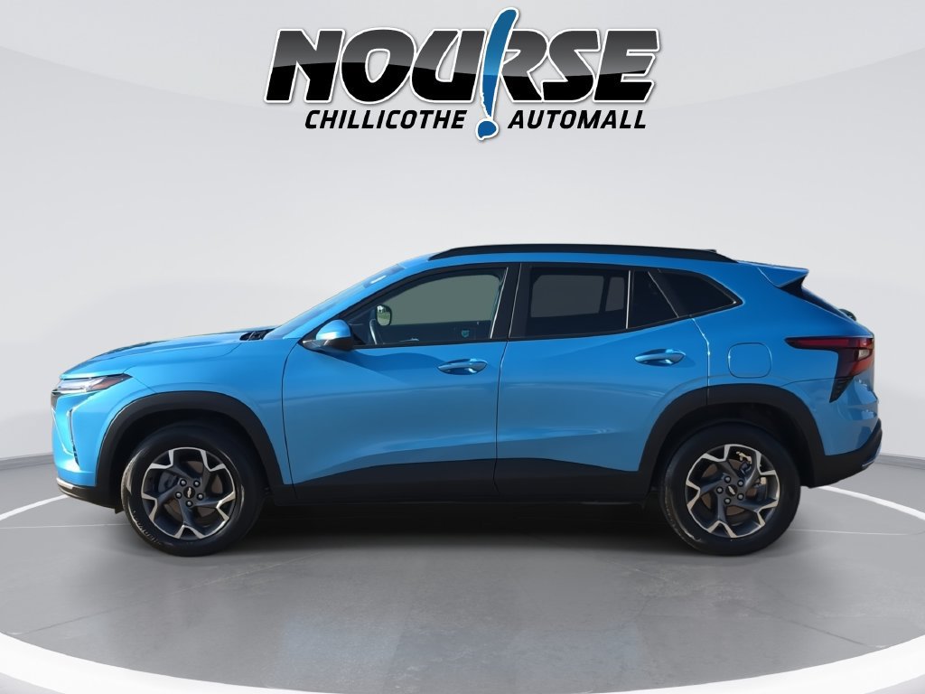 Used 2025 Chevrolet Trax LT w/ Driver Confidence Package FWD image 5