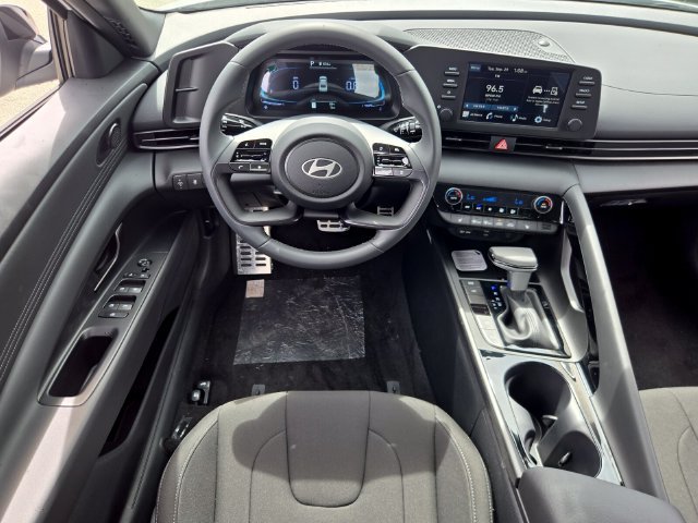 New 2026 Hyundai Elantra SEL Sport Premium FWD image 7