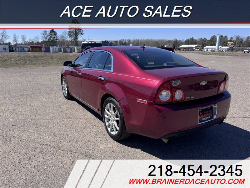 Used 2009 Chevrolet Malibu LTZ w/ HFV6 Engine Package image 3