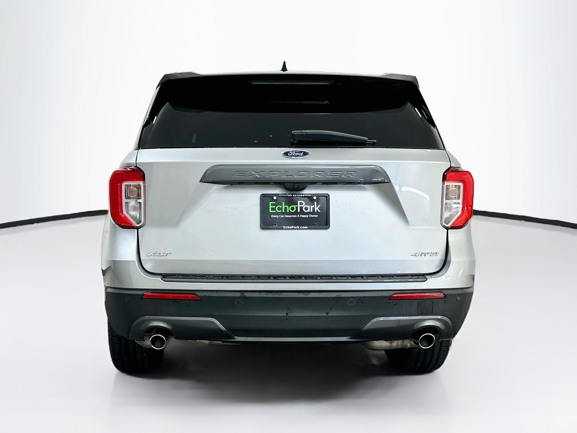 Used 2021 Ford Explorer XLT w/ Equipment Group 202A AWD/4WD image 7
