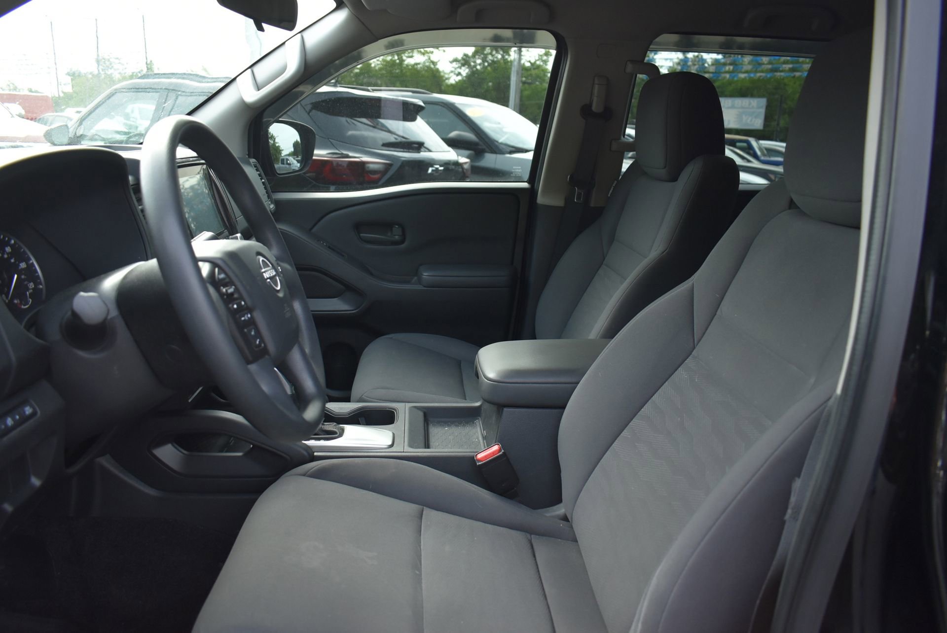 Used 2022 Nissan Frontier S w/ Technology Package RWD image 14