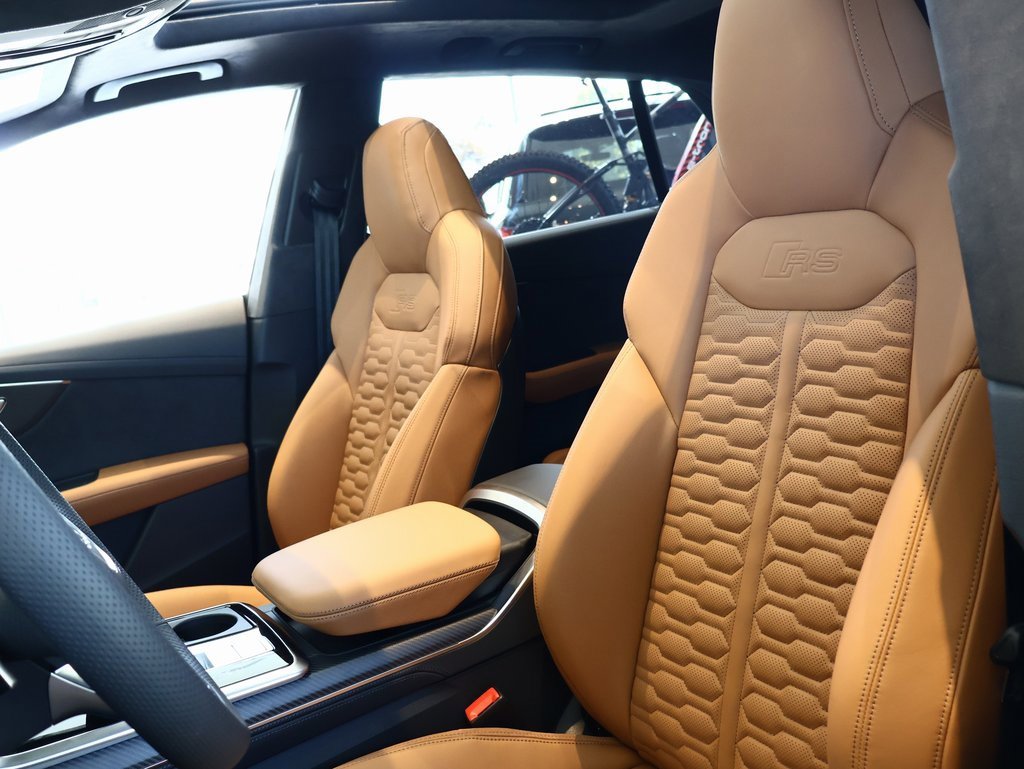 New 2026 Audi RS Q8 performance image 18