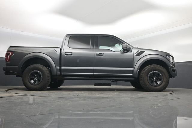 Used 2018 Ford F150 Raptor w/ Equipment Group 802A Luxury image 16