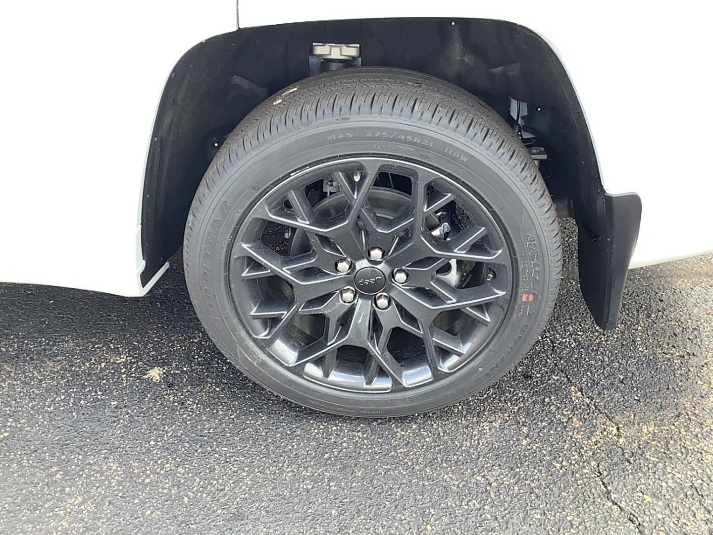 New 2026 Jeep Grand Cherokee L Summit AWD/4WD image 7