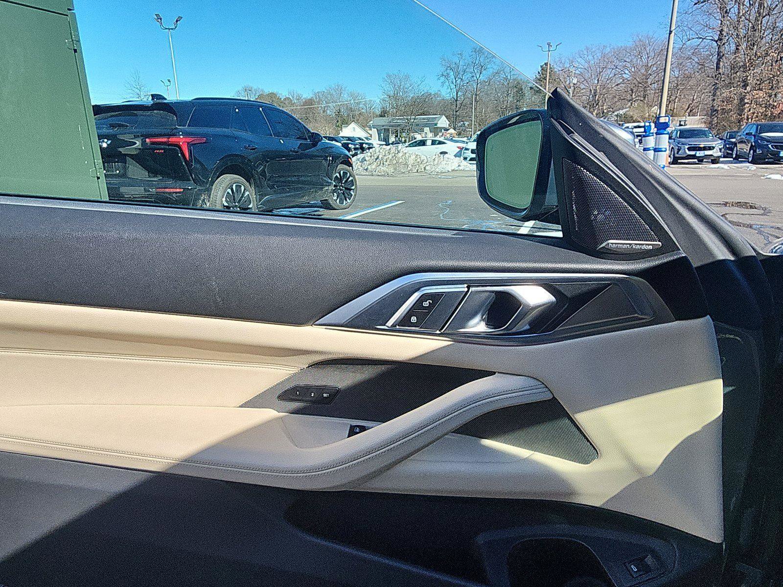 Used 2021 BMW 430i xDrive Coupe w/ Premium Package image 18