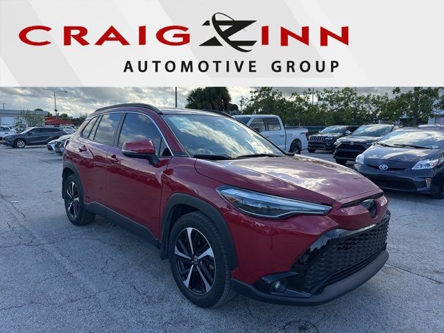 Certified 2024 Toyota Corolla Cross XSE image 1