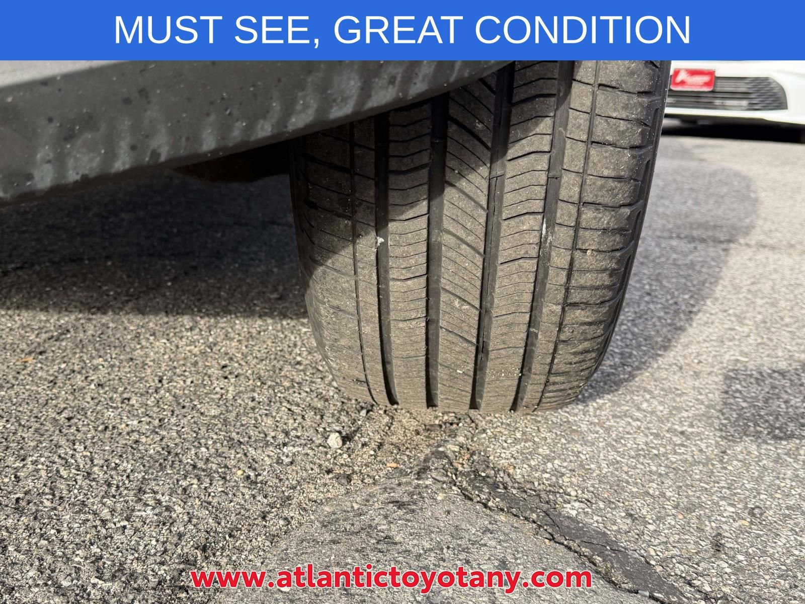 Used 2023 Toyota Tacoma SR5 RWD image 12