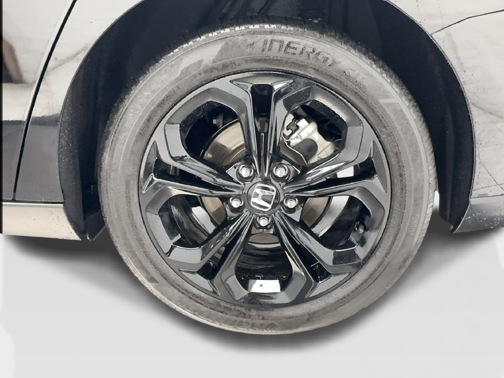Used 2025 Honda Accord SE image 16