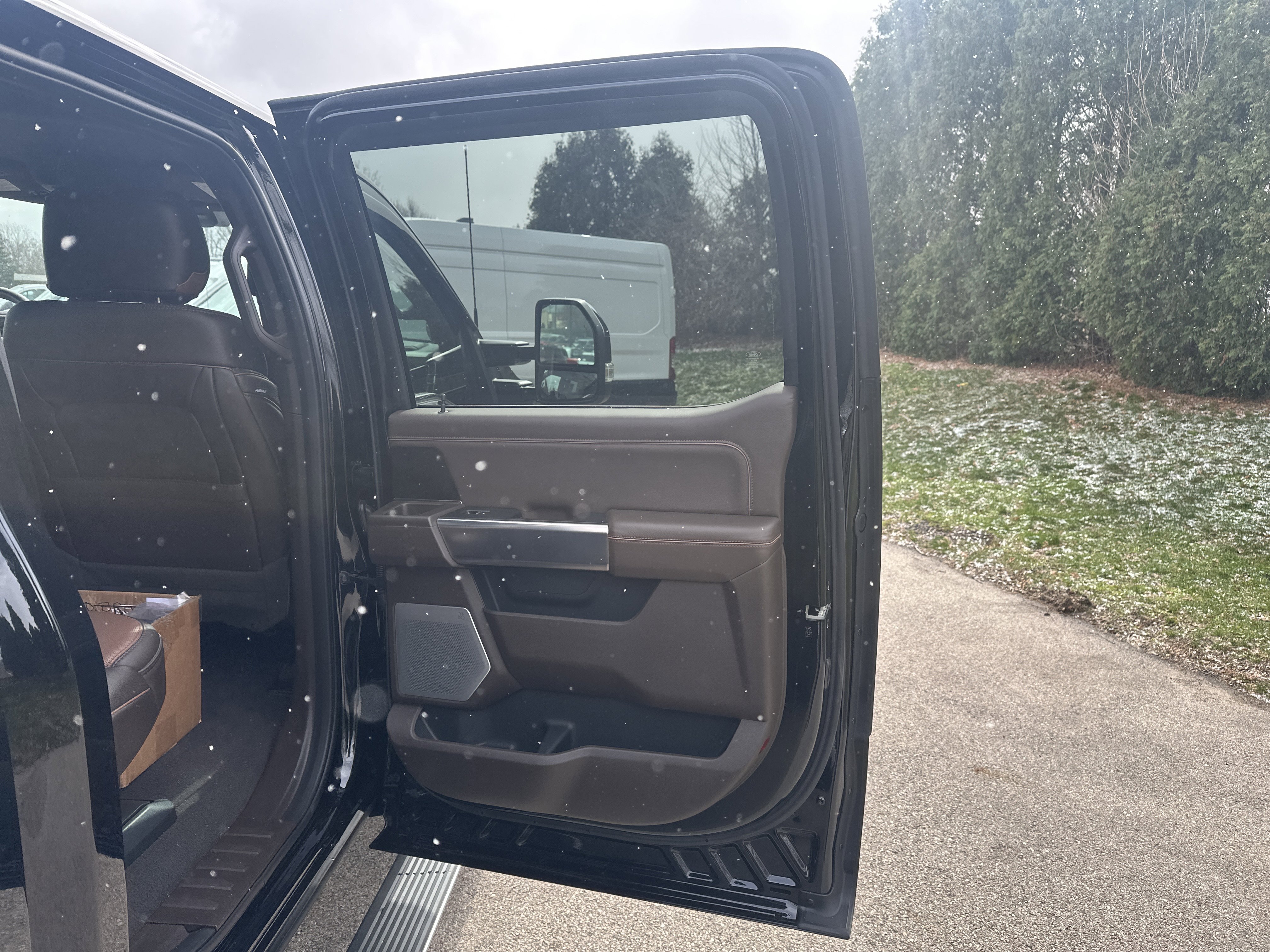 Used 2023 Ford F350 King Ranch w/ Chrome Package image 26