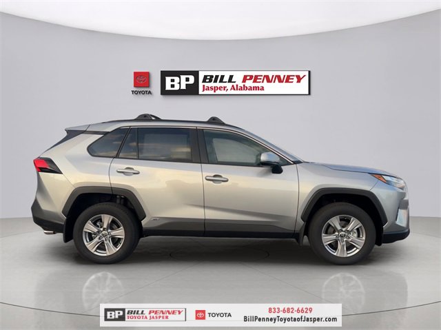 New 2025 Toyota RAV4 XLE image 6