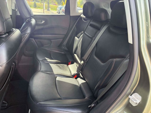 Used 2019 Jeep Compass Limited AWD/4WD image 13