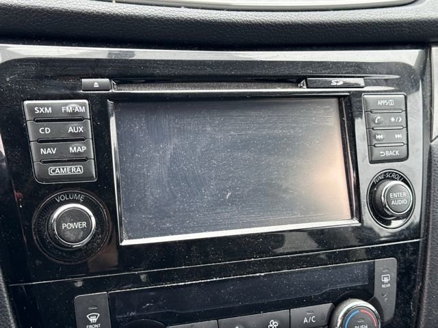 Used 2016 Nissan Rogue SV w/ SV Premium Package image 23