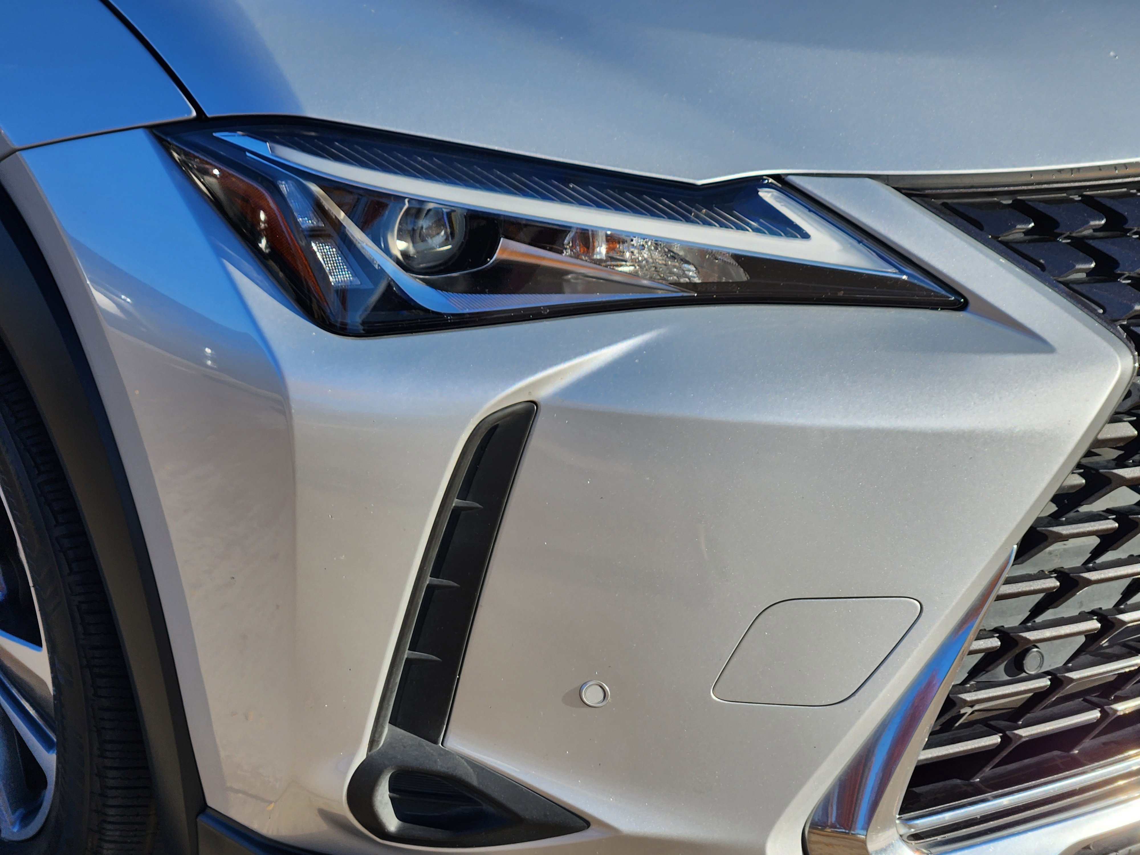 Used 2019 Lexus UX 250h image 5