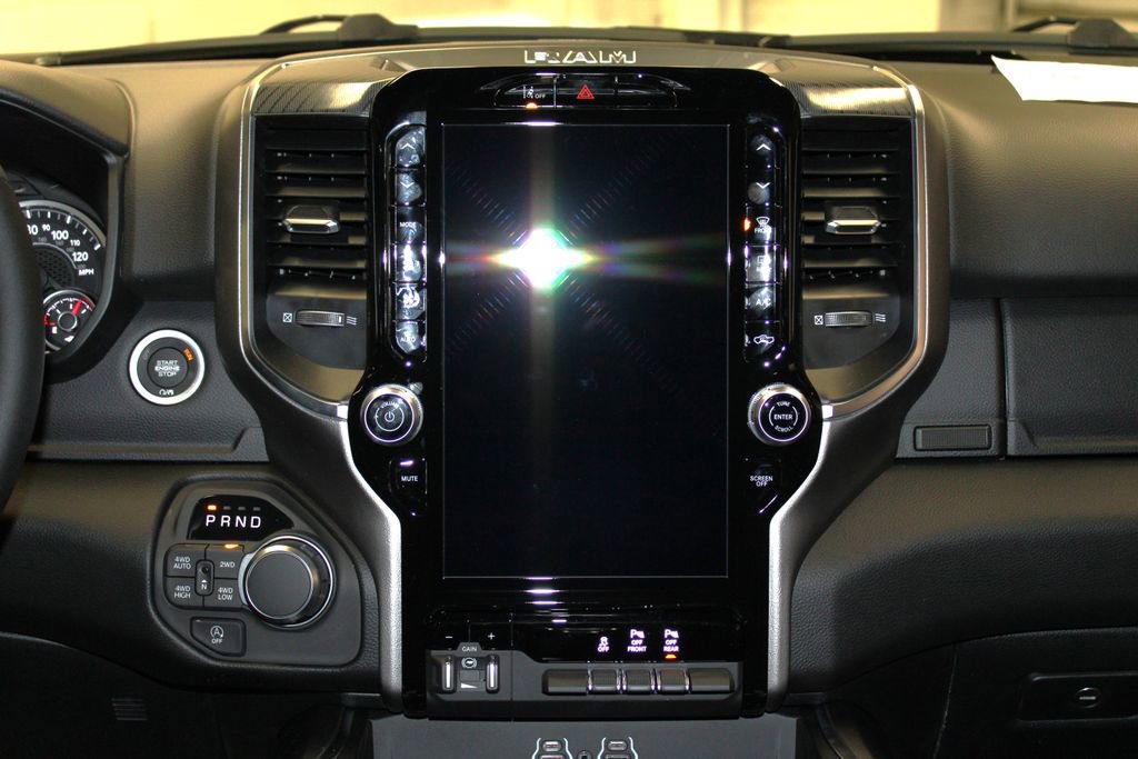 New 2026 RAM 1500 4x4 Crew Cab image 12