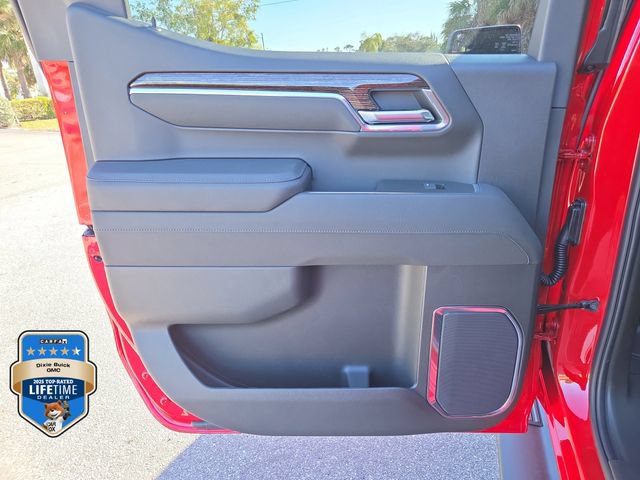 New 2026 GMC Sierra 1500 SLE w/ X31 Off-Road Package AWD/4WD image 9