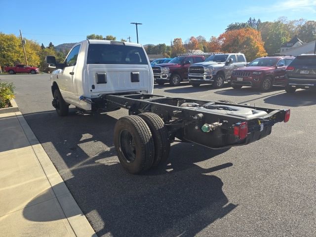 Used 2025 RAM 3500 Tradesman image 4