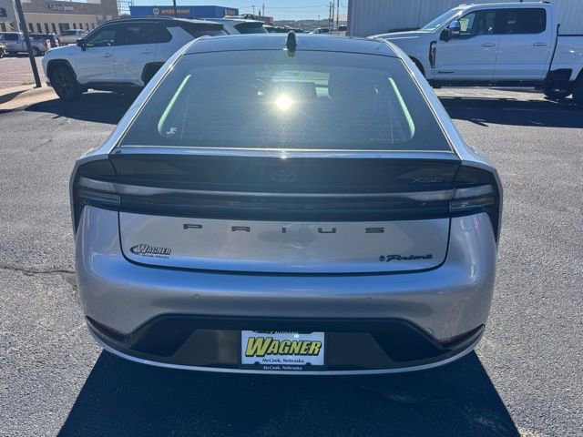 Used 2024 Toyota Prius Prime Premium w/ Advanced Technology Package image 4