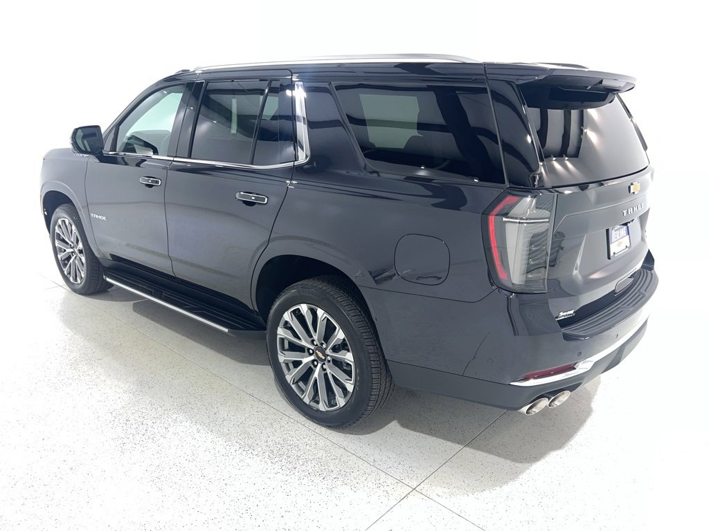 Used 2025 Chevrolet Tahoe High Country image 3