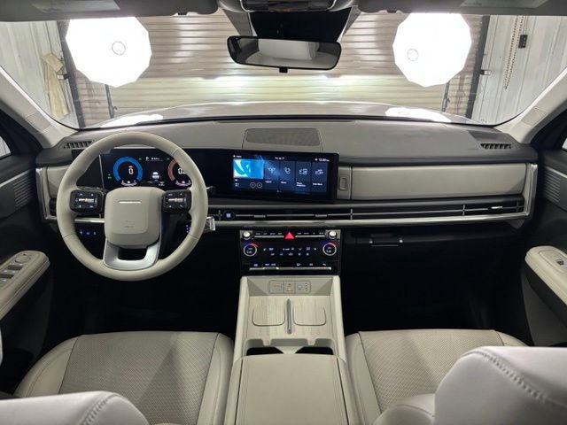 Used 2026 Hyundai Santa Fe SEL FWD image 15