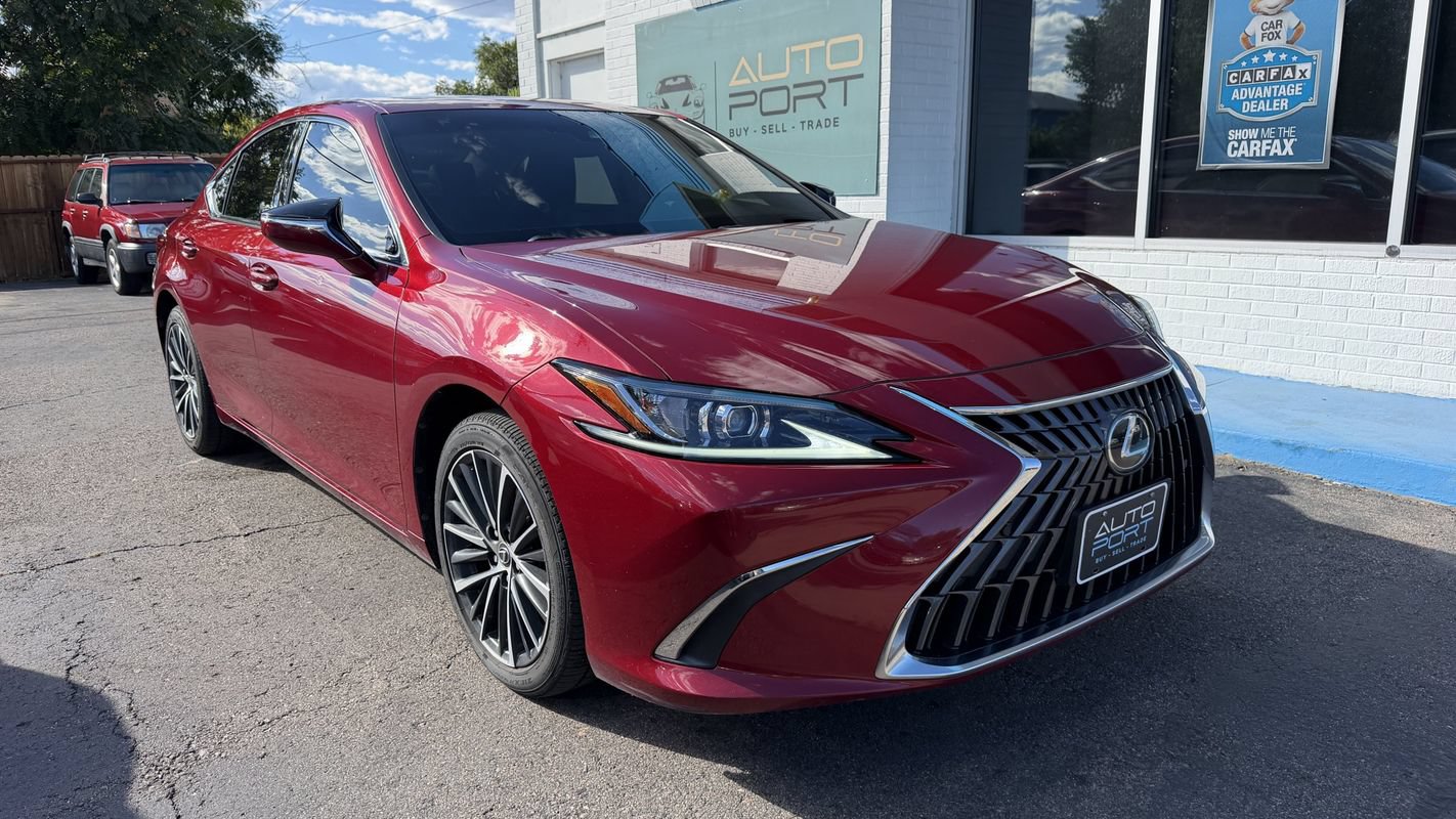 Used 2022 Lexus ES 250 w/ Premium Package AWD/4WD image 1