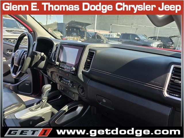Used 2024 Nissan Frontier SL RWD image 31